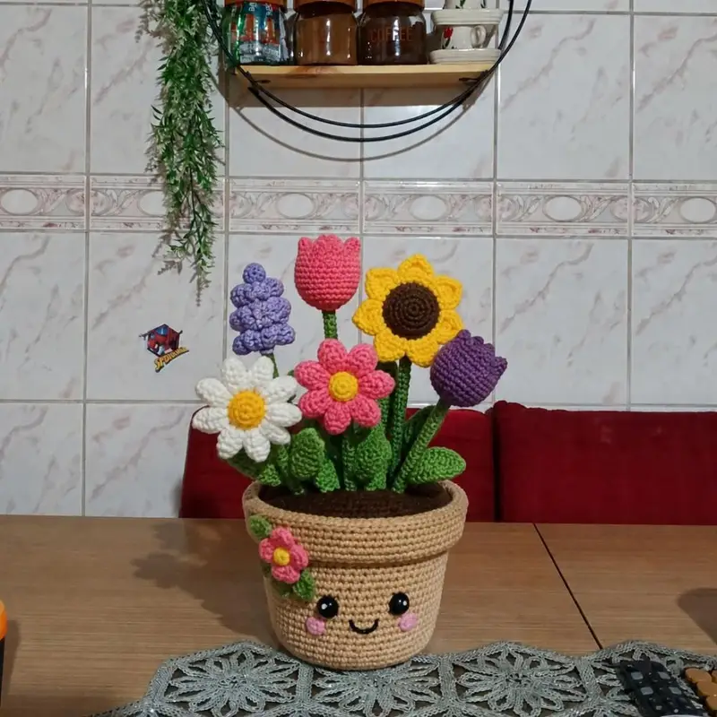 Amigurami saksıda çiçekler – Örgü ev dekoru ve çiçek modeli, @aasafbuglem
