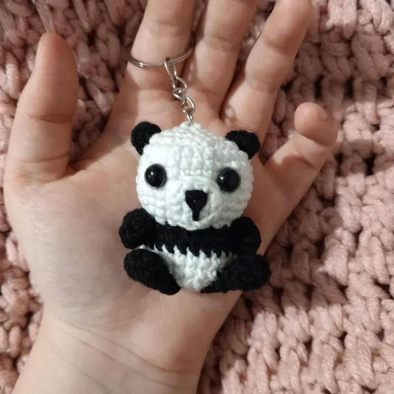 Panda anahtarlıkkk – Amigurumi anahtarlık ve çanta süsü modeli, @zera__zera