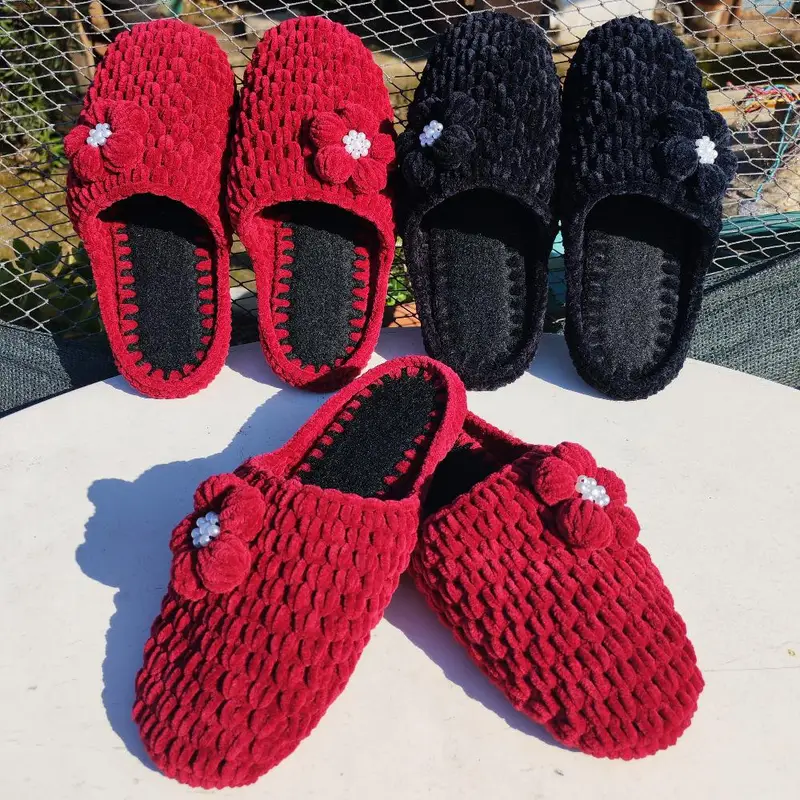 Kadife Terlik – Örgü patik ve çorap modeli, @aselkidsdesign