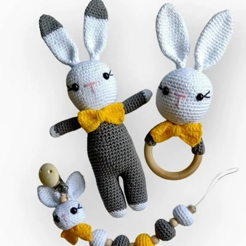 Amigurami  üçlü tavşan seti – Amigurumi çıngırak ve uyku arkadaşı modeli, @morpembesanat