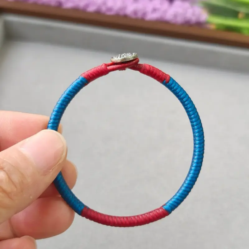 Red & Blue Contrast · Minimalist Handmade – Makrome modeli, @Danjewel