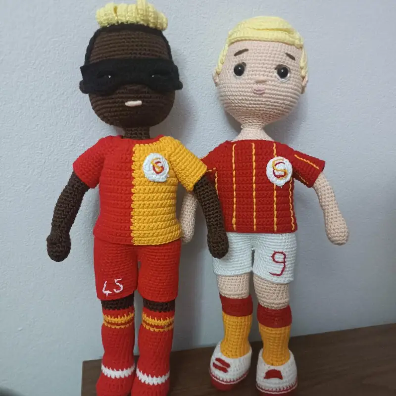 Osimhen ve Icardi – Amigurumi bebek ve karakter modeli, @olea_tasarim_atolyesi