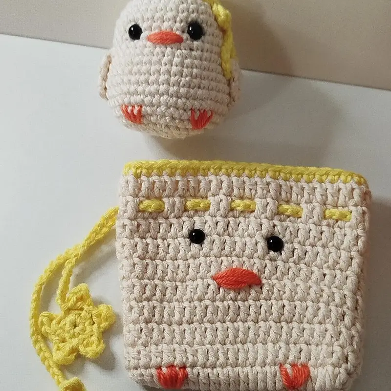 Kese ve anahtarlık – Amigurumi anahtarlık ve çanta süsü modeli, @minnosbox