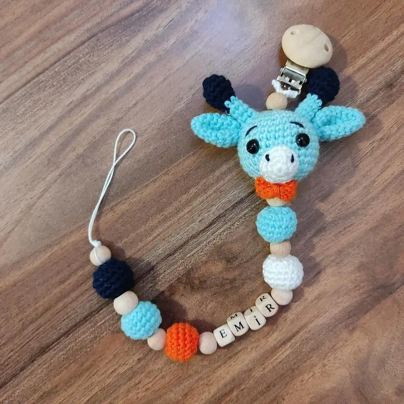 Zürafa Emzik Zinciri – Amigurumi çıngırak ve uyku arkadaşı modeli, @ovacirahime8
