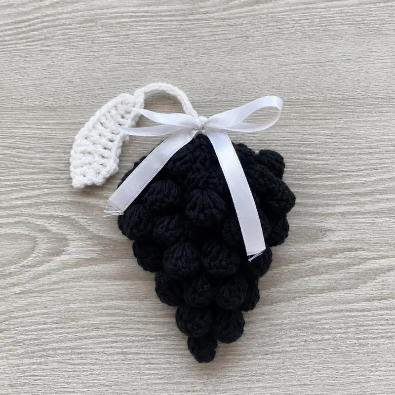 Anahtarlık üzümlü – Amigurumi anahtarlık ve çanta süsü modeli, @hazall