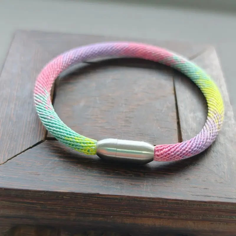 Rainrise Weave | A Gradient Rainbow Glow on Your Wrist – Makrome modeli, @Danjewel