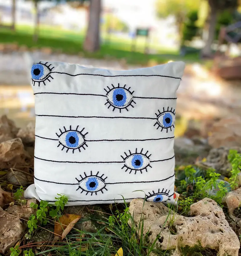 Punch yastık kılıfı – Punch yastık ve kırlent modeli, @nanapunchneedle