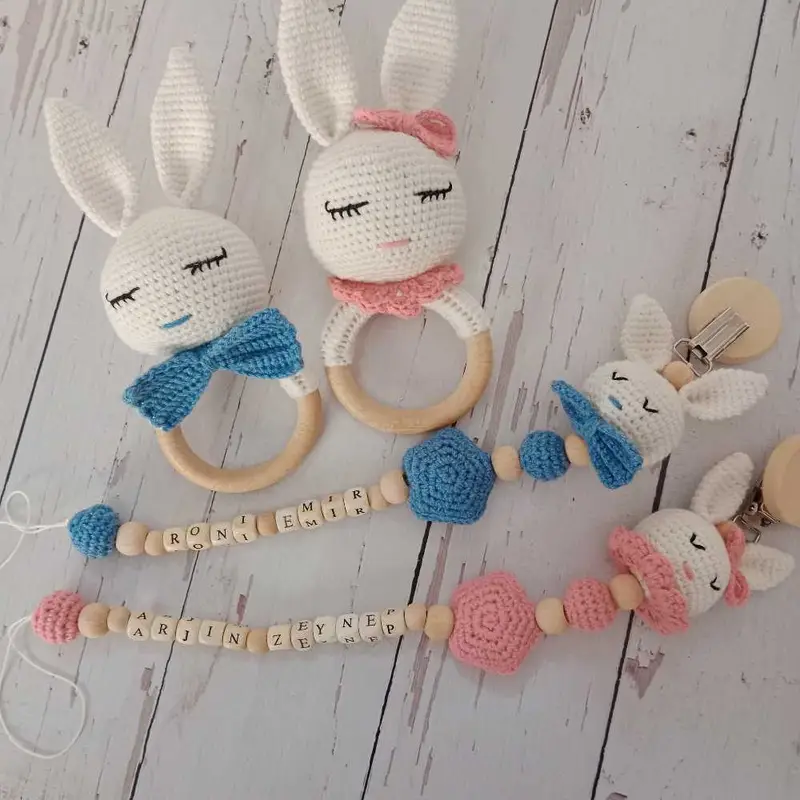 Amigurumi – Amigurumi çıngırak ve uyku arkadaşı modeli, @hamarat