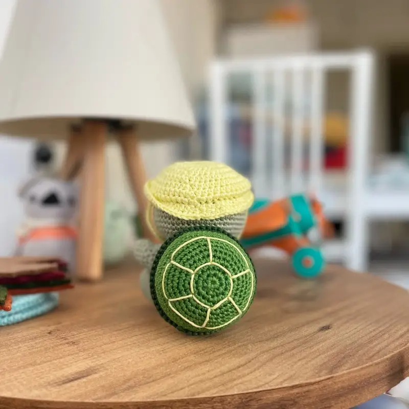 İplerin renklı dunyasına hosgeldiniz🌸 – Amigurumi çıngırak ve uyku arkadaşı modeli, @hobileydiyumak